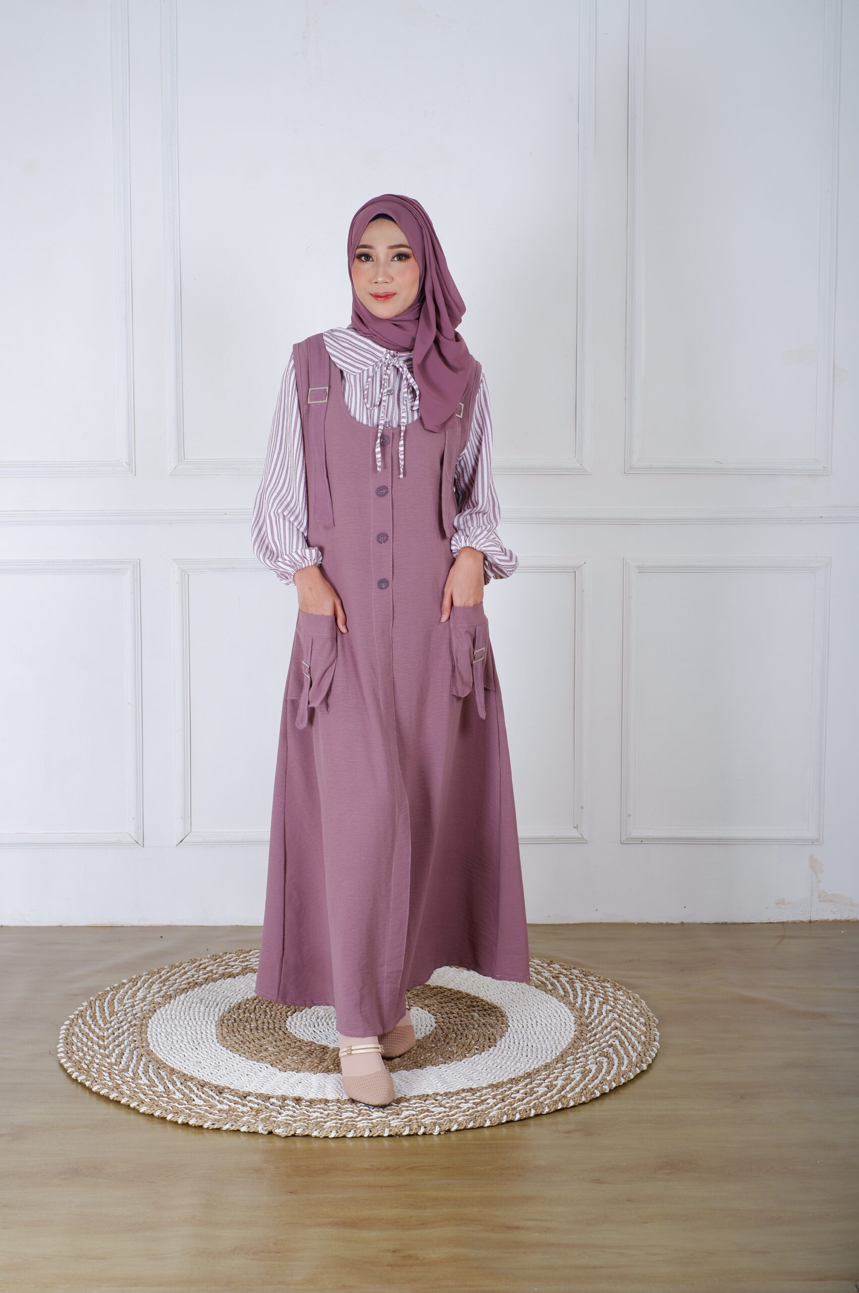 GAMIS : TETAP MENJADI PRIMADONA BUSANA MUSLIMAH MODERN