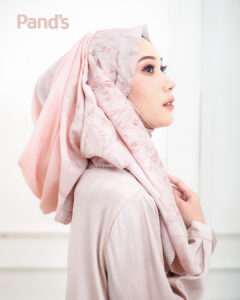 TAMPIL ANGGUN & STYLISH : TREN HIJAB TERBARU BERSAMA PANDS SEMARANG
